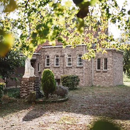 Stichting Innessence Stokershorst Gasthof *